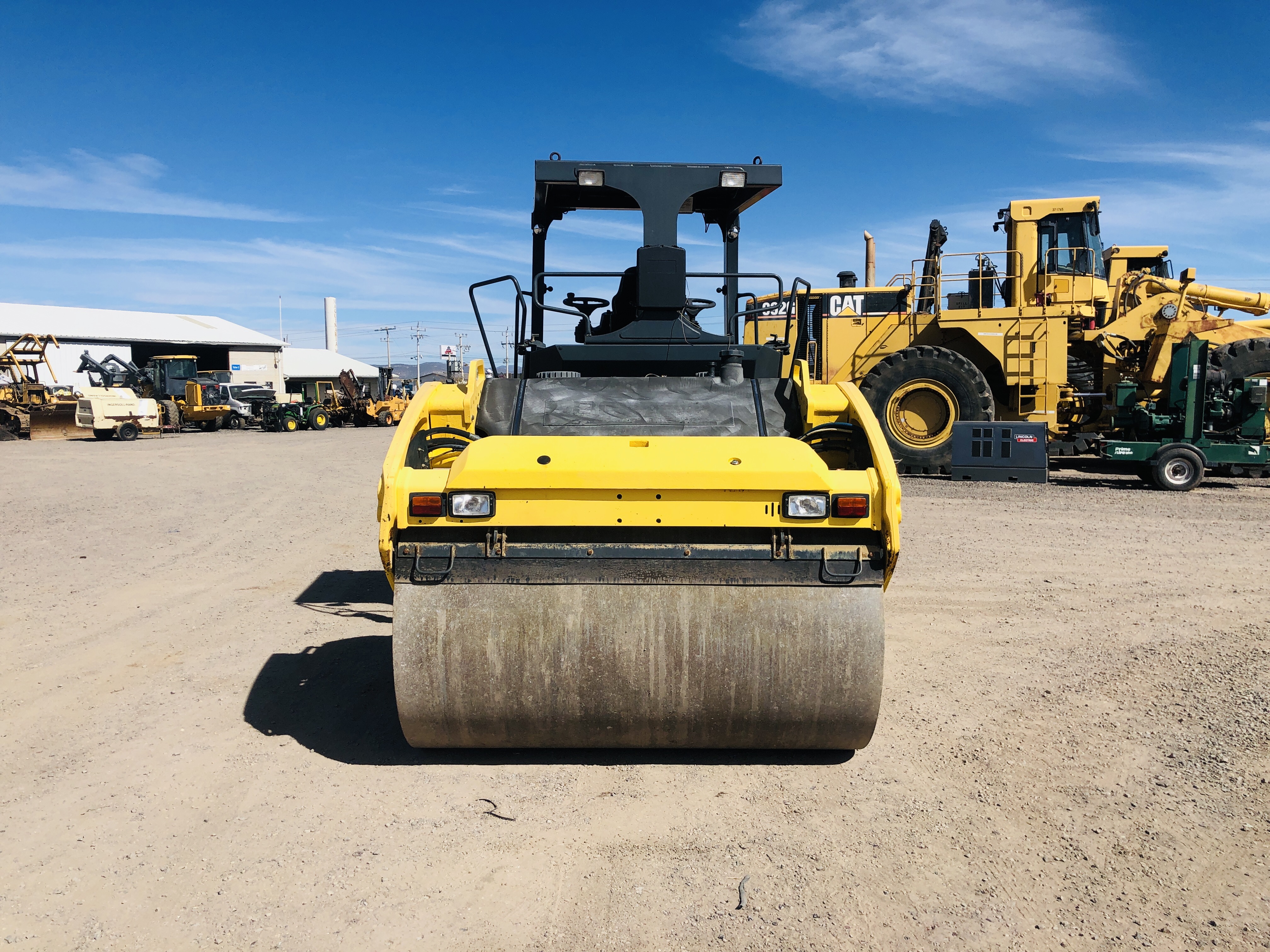 COMPACTADOR BOMAG BW 190 AD-4